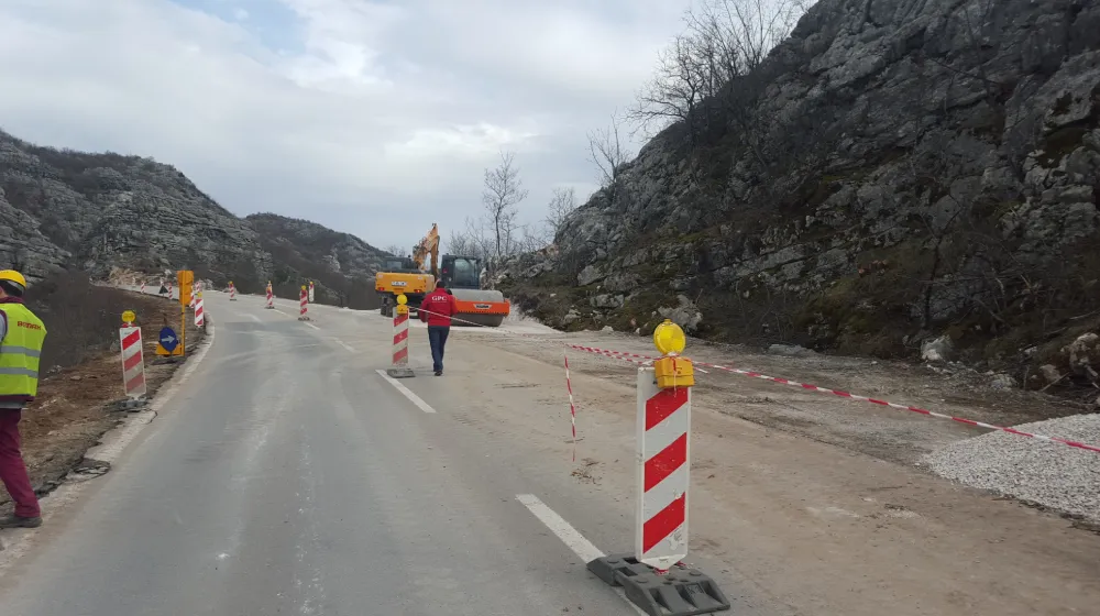 Stručni nadzor na izvođenju radova na rekonstrukciji magistralnog puta M-2 Podgorica
