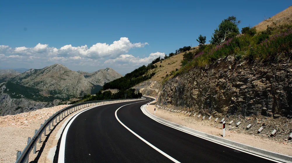 Supervisione tecnica sulla ricostruzione della strada regionale Krstač – Ivanova Korita, lunghezza L=9,0 km, Cetinje