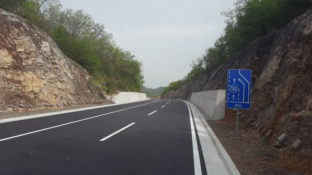 Supervisione tecnica dei lavori di ricostruzione della strada magistrale M-2 Podgorica – Cetinje – Budva, tratto Meterizi – Ulići, L = 6,5 km.
